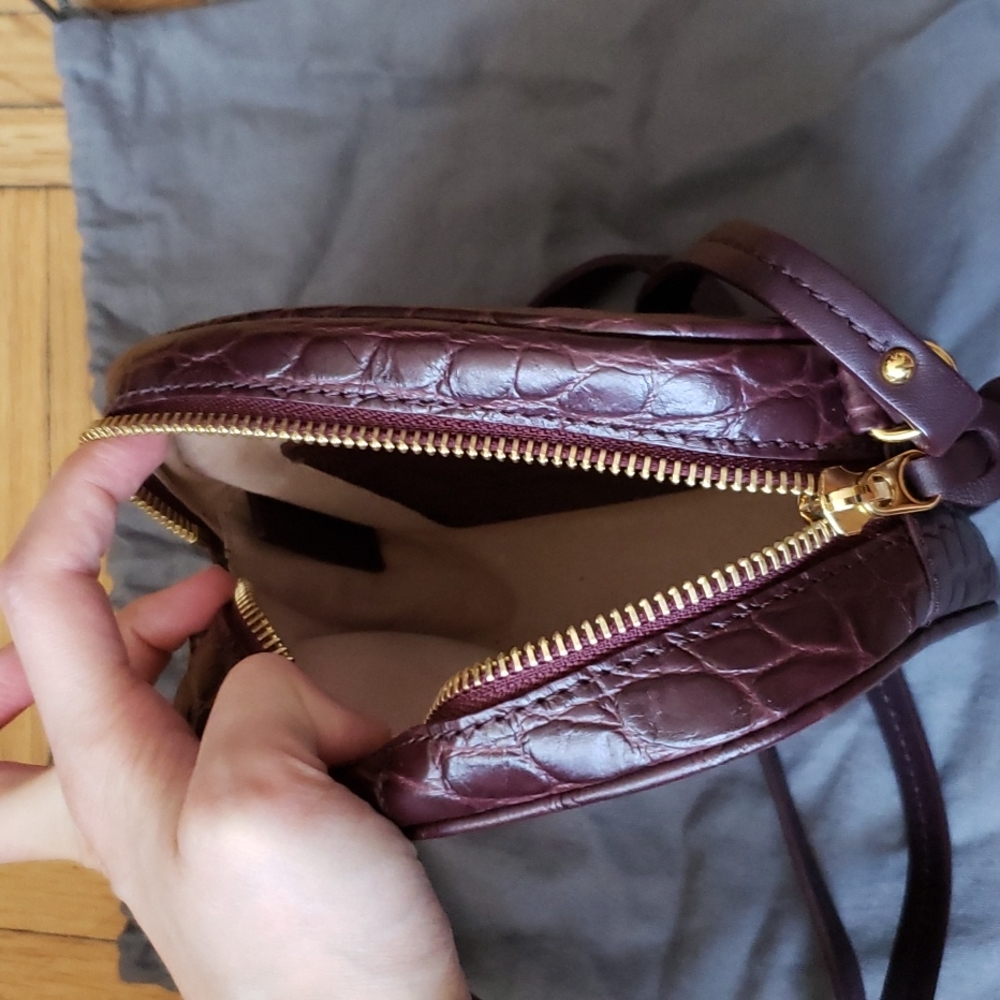 Alexander McQueen Croc-Effect Leather Camera Bag - Picture 11 of 12